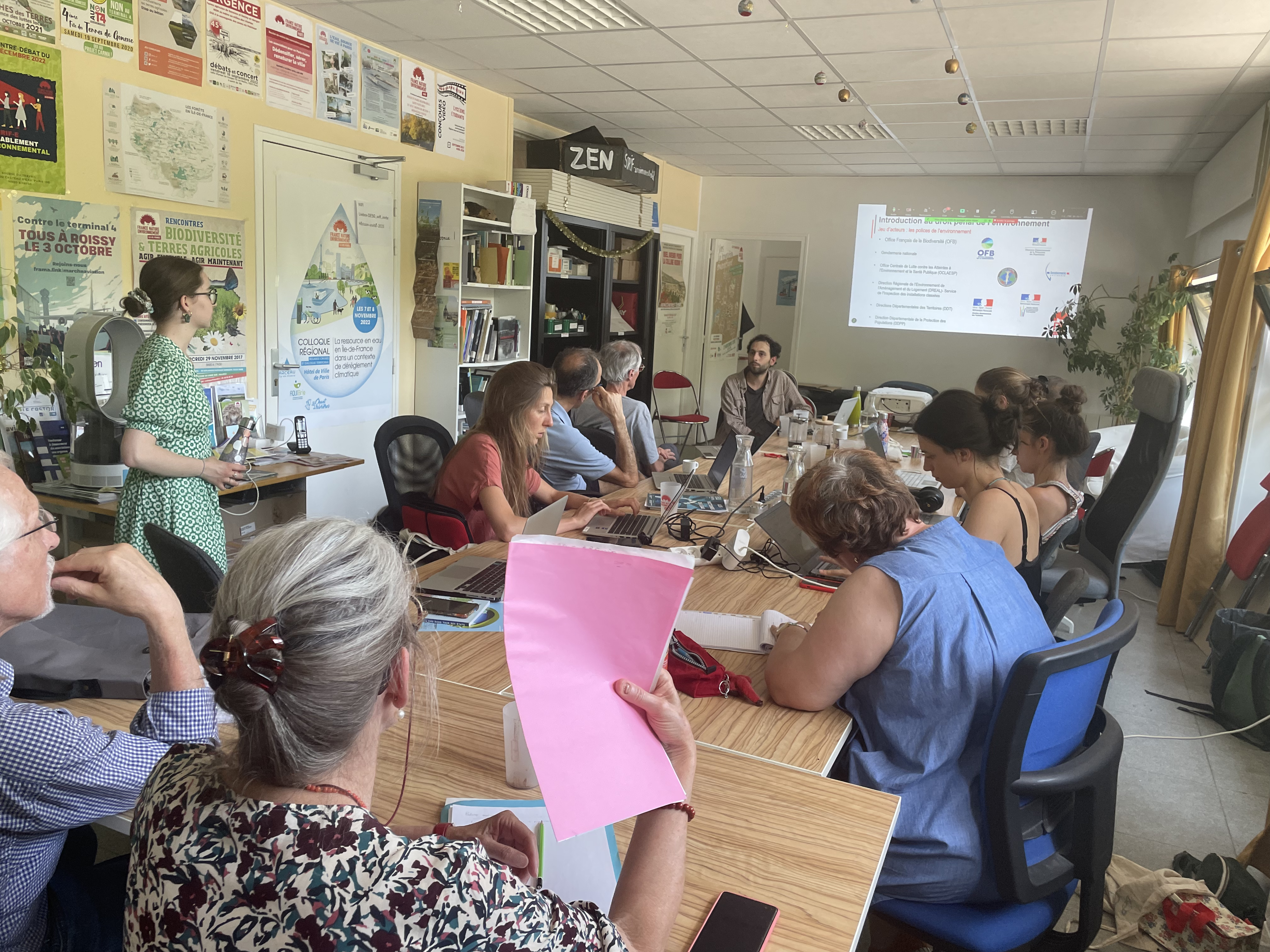 Personnes assistants à la formation
