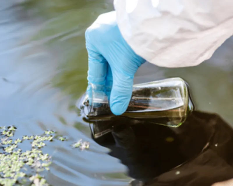 Image faisant référence à la thématique suivante : PRÉVENIR LES RISQUES INDUSTRIELS ET TECHNOLOGIQUES